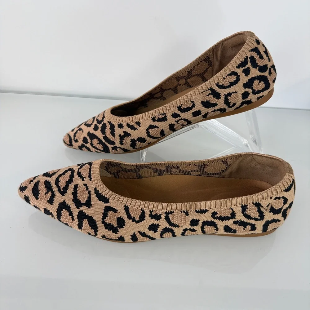 Vivaia Aria Walker Womens Size 39.5 Leopard Print Pointed Toe Knit Ballet Flats